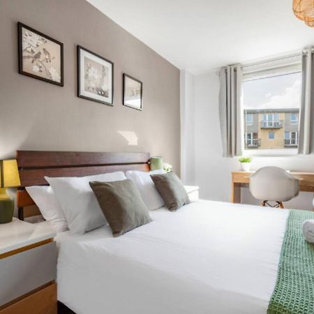 Oriental Suite 2 Bed 2 Bath Netflix And Free Parking, Games- Maihom 버밍엄 외부 사진