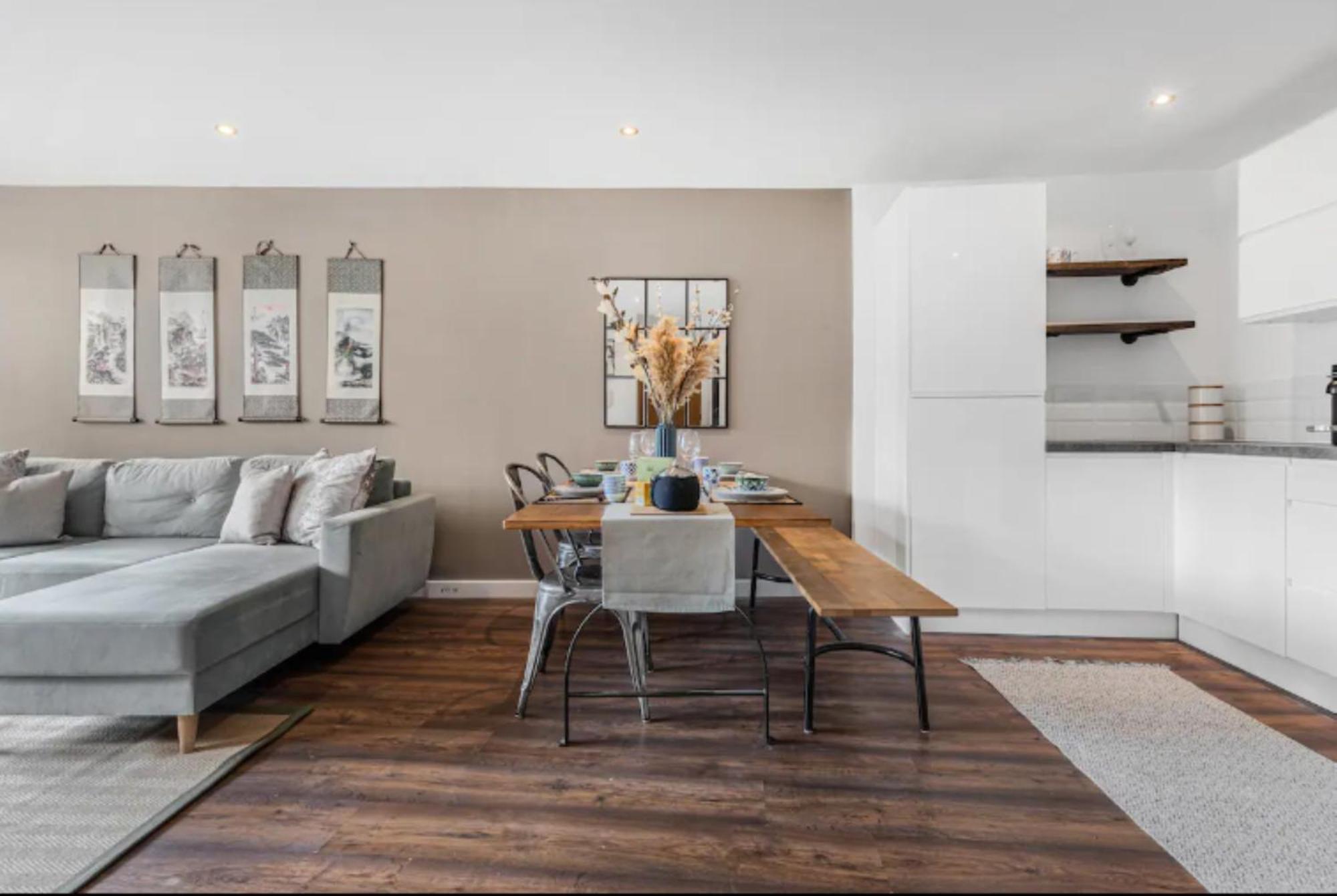 Oriental Suite 2 Bed 2 Bath Netflix And Free Parking, Games- Maihom 버밍엄 외부 사진